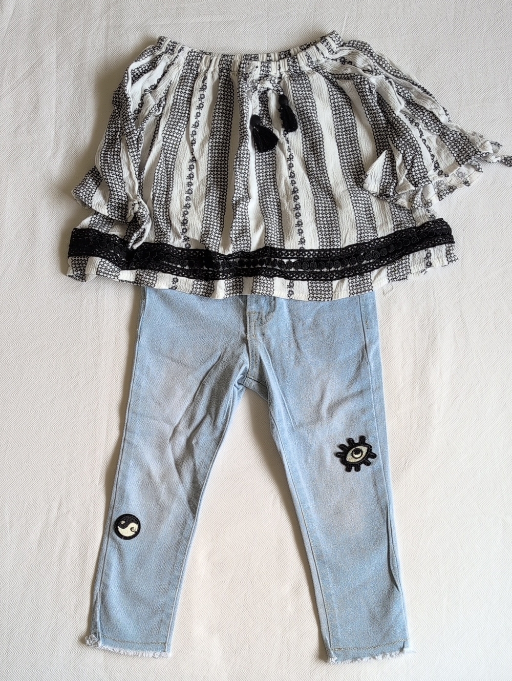 Jessica Simpson Boho Peasant Blouse Distressed Jeans Set 2T Toddler Girl Patches